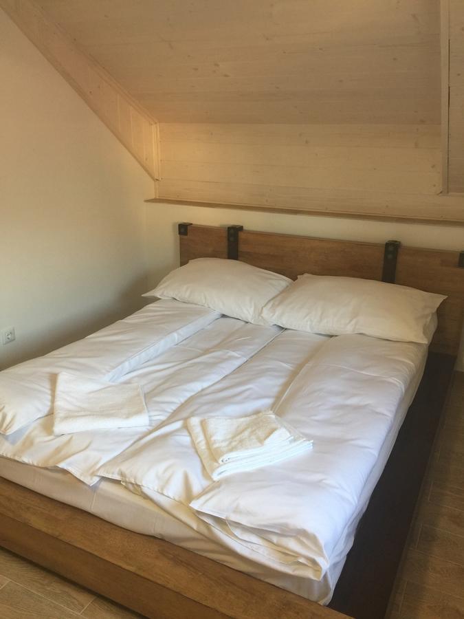 Mini-Hotel Megora ราคิฟ ภายนอก รูปภาพ